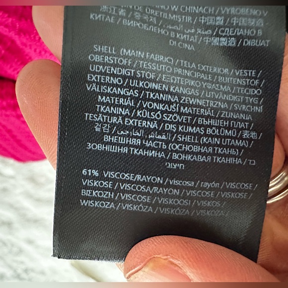 NWT- GUESS MILANA SHELL STITCH knitted skirt - Picture 14 of 14